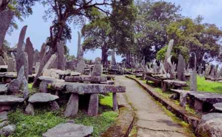 nartiang-monoliths
