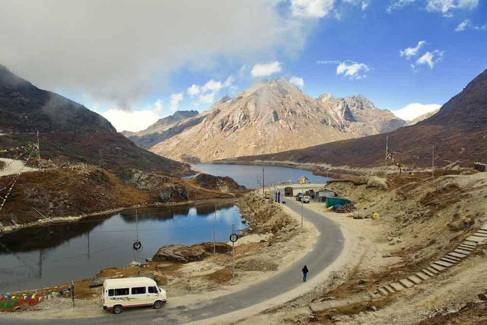 Tawang-road-trip