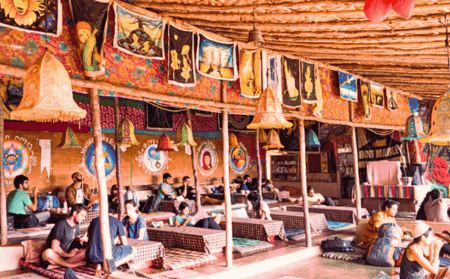 Hippie- Island-cafe